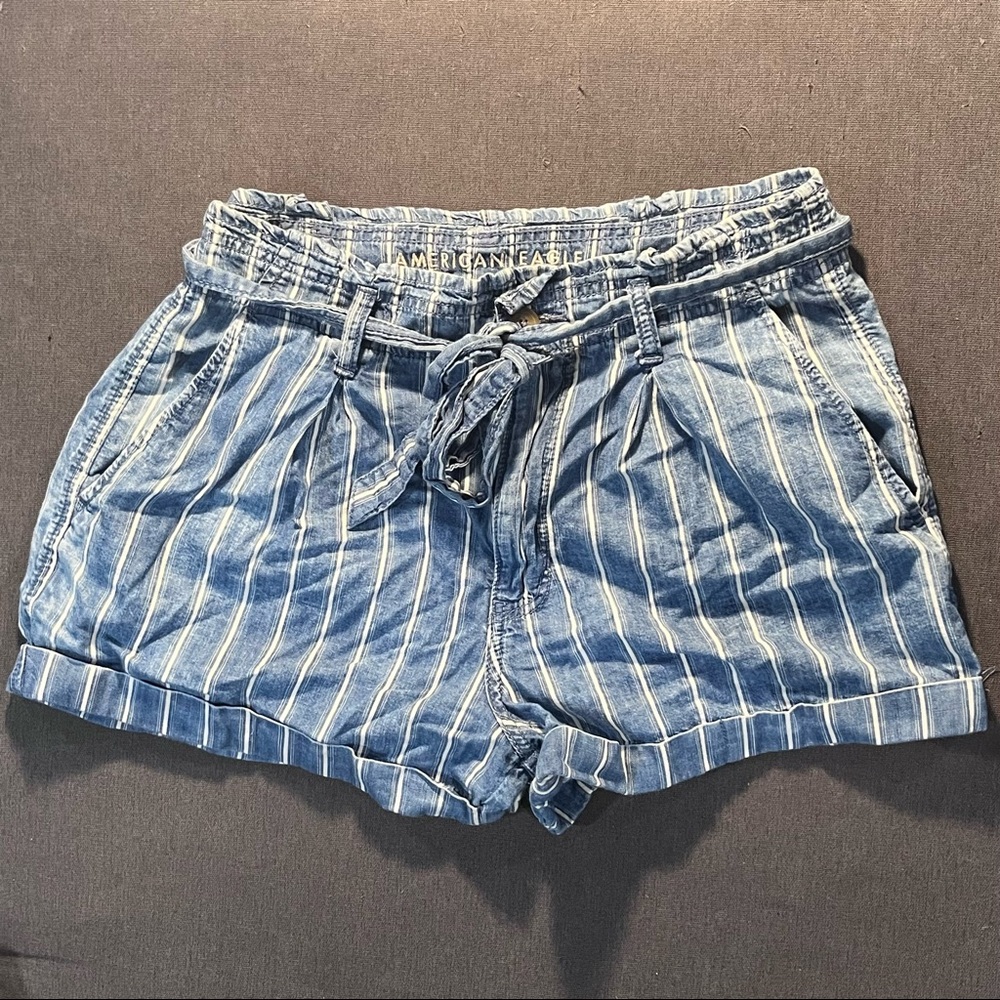 AMERICAN EAGLE Striped Shorts